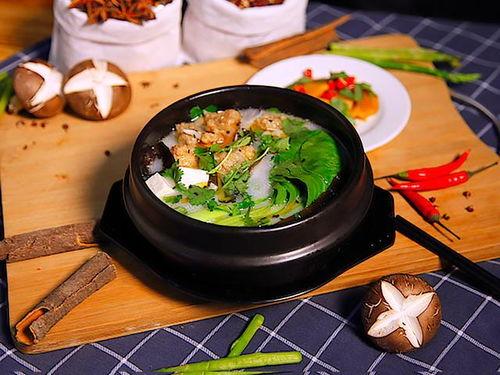 砂锅老板在线视频,传统美食制作背后的故事  第3张