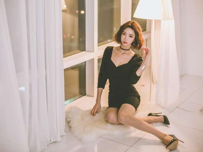 丝袜巨乳美腿在线视频,揭秘网络视频的诱惑与争议  第2张