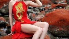 肚兜模特在线视频,在线视频展现传统服饰魅力